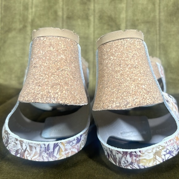 Mephisto multicolor velcro strap wedges size 39 NWOT - Picture 9 of 12